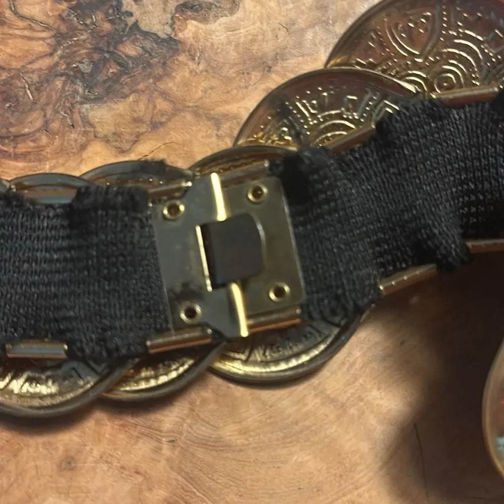 Vintage Metal Stretch Gold Disc Belt